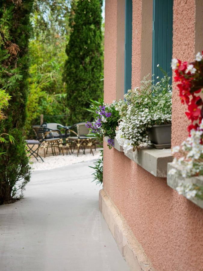Lou Riou Village Vacances سان تروبيه المظهر الخارجي الصورة
